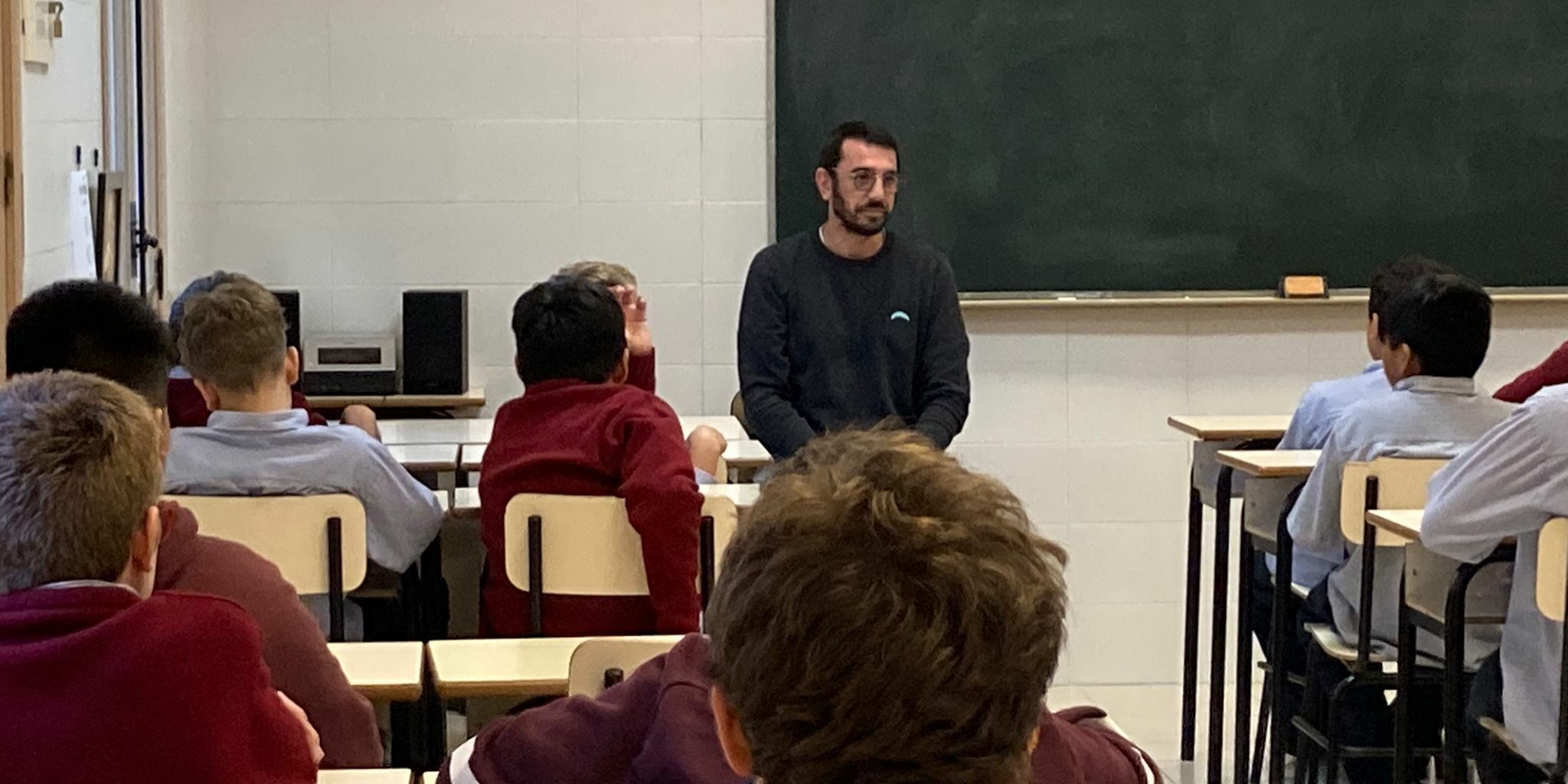 WhatsApp Image 2023-11-29 at 11.49.26 alonso charla fieles difuntos